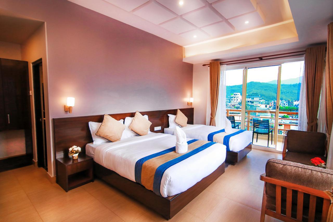 Hotel Lake Paradise Pokhara Kültér fotó