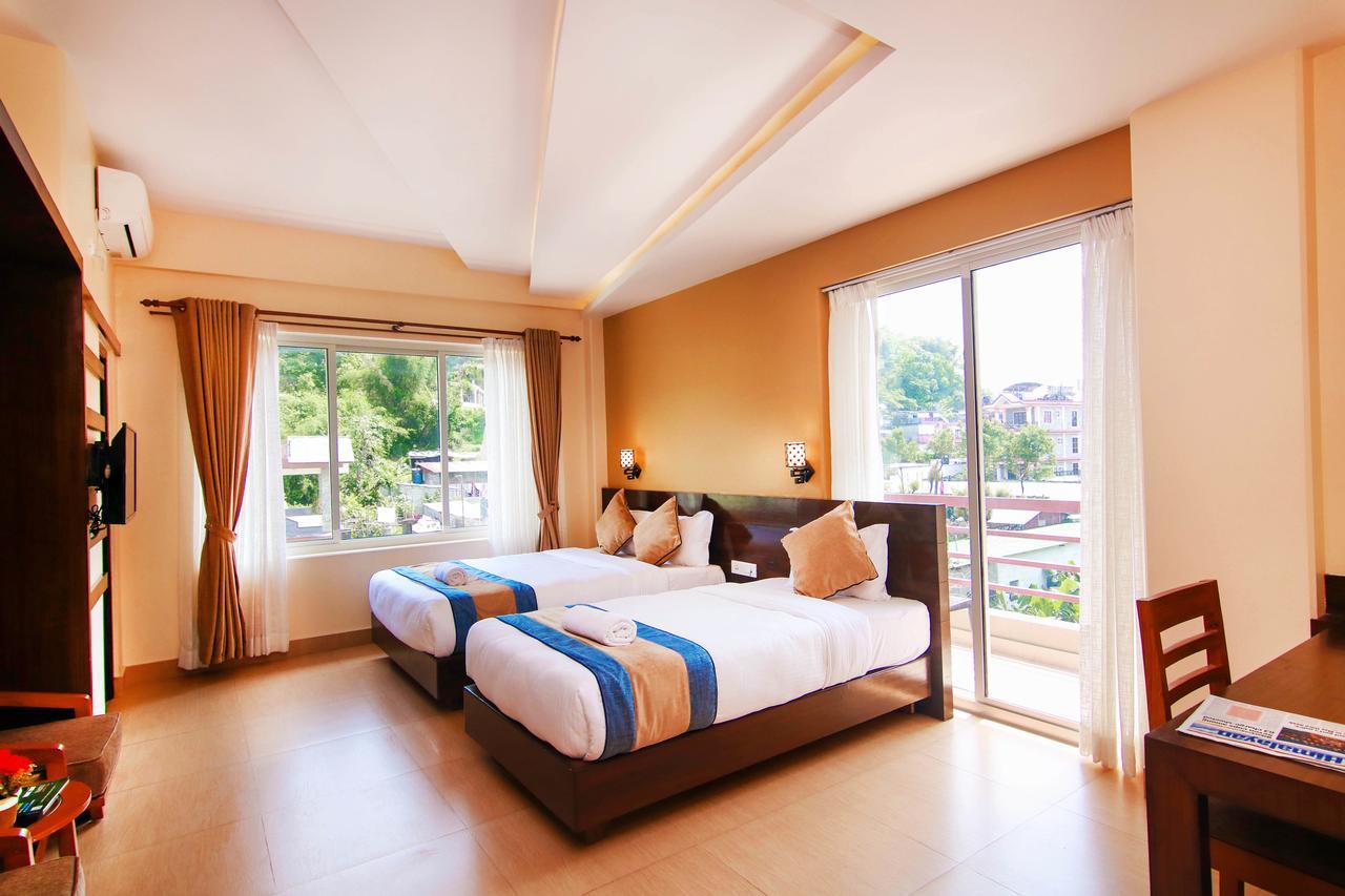 Hotel Lake Paradise Pokhara Kültér fotó