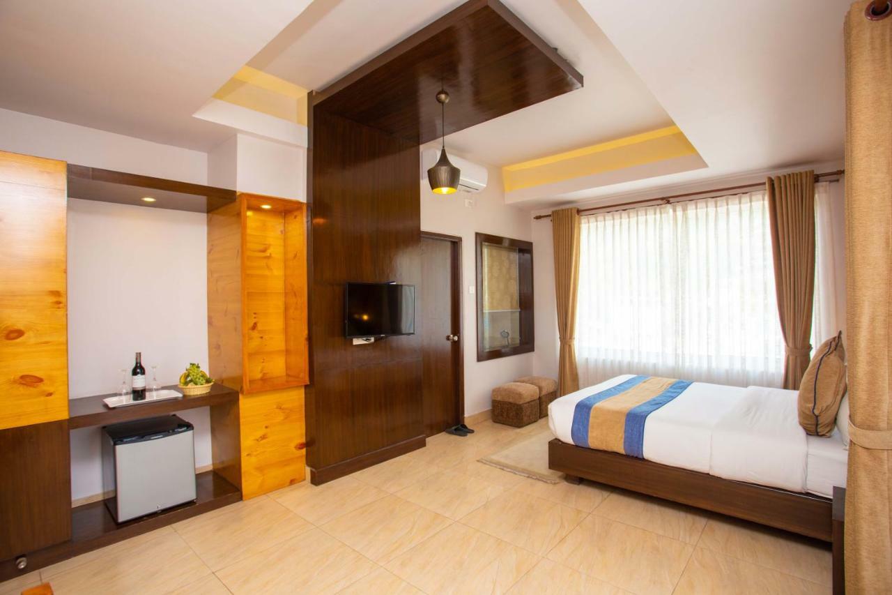 Hotel Lake Paradise Pokhara Kültér fotó
