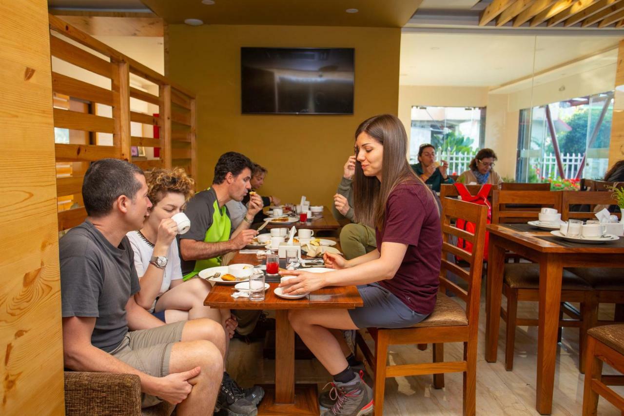 Hotel Lake Paradise Pokhara Kültér fotó