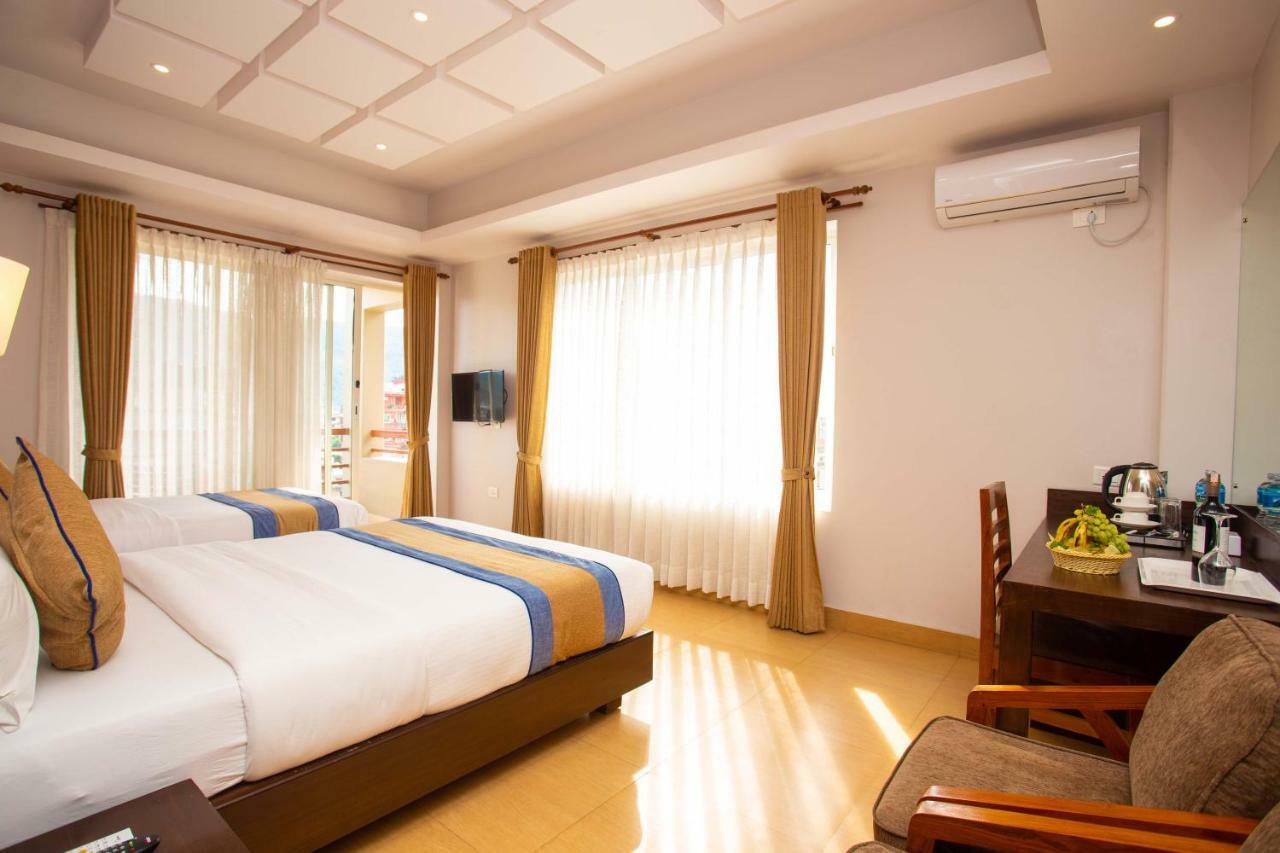 Hotel Lake Paradise Pokhara Kültér fotó