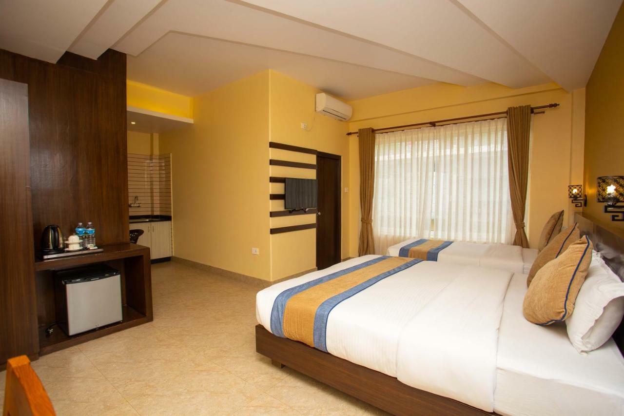 Hotel Lake Paradise Pokhara Kültér fotó