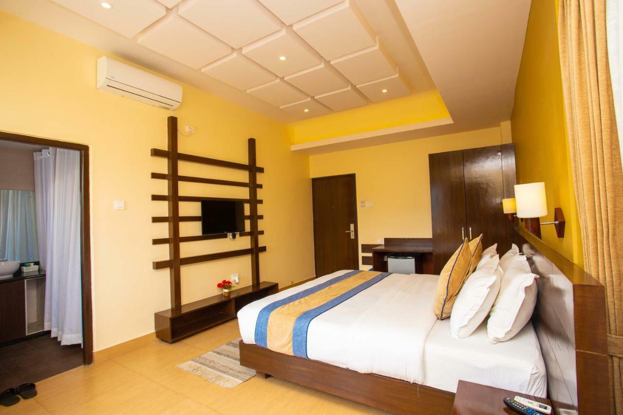 Hotel Lake Paradise Pokhara Kültér fotó